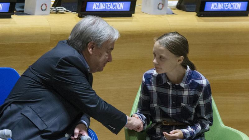 UN-Generalsekretär Antonio Guterres und Greta Thunberg während des UN-Jugendklimagipfels in New York. UN-Generalsekretär Antonio Guterres und Greta Thunberg während des UN-Jugendklimagipfels in New York.