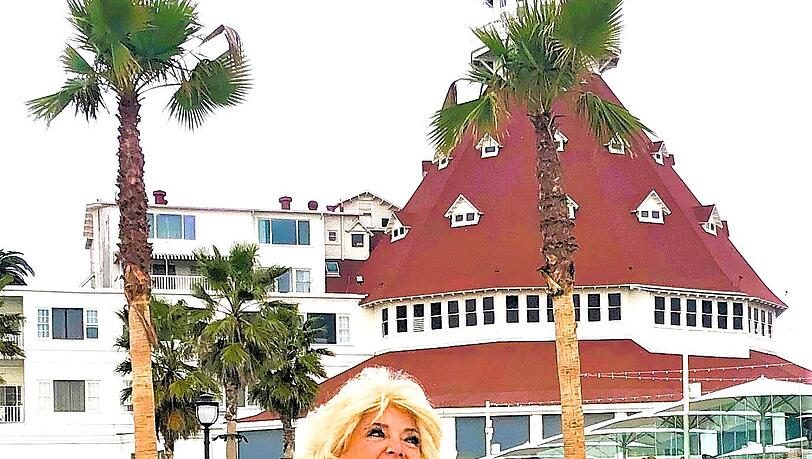 Als Marilyn Monroe steht Cornelia Corba am 1. Juni im Silbersaal des Deutschen Theaters auf der B&uuml;hne.