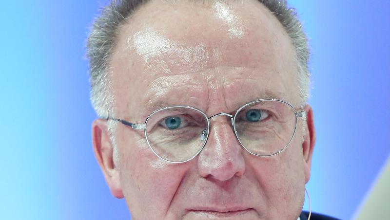 Karl-Heinz Rummenigge, Vorsitzender von Bayern München, im Gespräch. Foto: Roland Weihrauch/Archivbild Karl-Heinz Rummenigge, Vorsitzender von Bayern München, im Gespräch. Foto: Roland Weihrauch/Archivbild