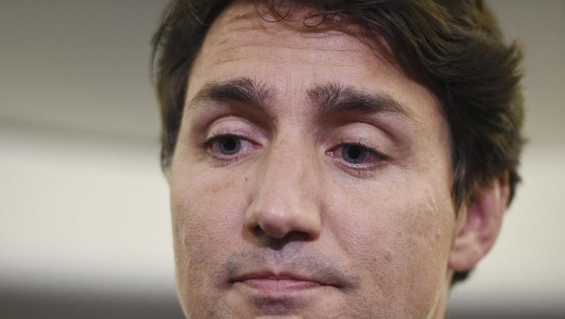 "Erkenne jetzt, dass es etwas Rassistisches war" - Premier Justin Trudeau gerät durch die Veröffentlichung in Bedrängnis. "Erkenne jetzt, dass es etwas Rassistisches war" - Premier Justin Trudeau gerät durch die Veröffentlichung in Bedrängnis.