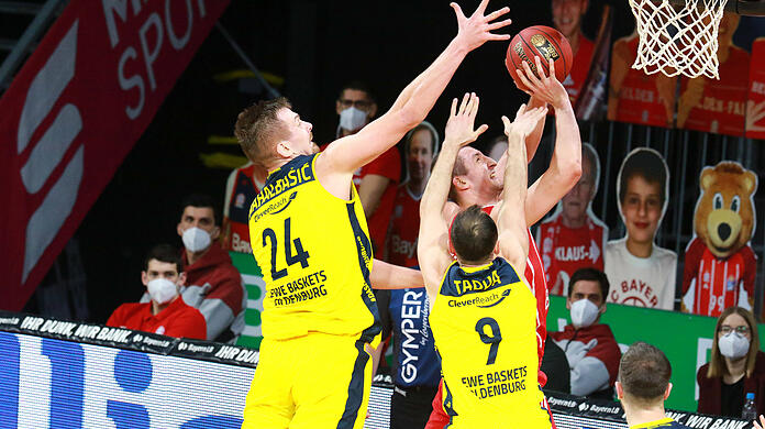 Paul Zipser lässt's krachen: Mit 28 Punkten bester Werfer beim Bayern-Sieg gegen Oldenburg.