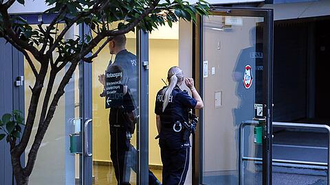 Die unbekannte Frau nahm den sieben Tage alten Jungen aus einem Patientenzimmer mit.