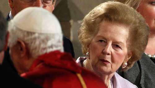 Englands große alte Dame: Die 84-jährige Maggie Thatcher vergangene Woche beim Papstbesuch in London. Englands große alte Dame: Die 84-jährige Maggie Thatcher vergangene Woche beim Papstbesuch in London.