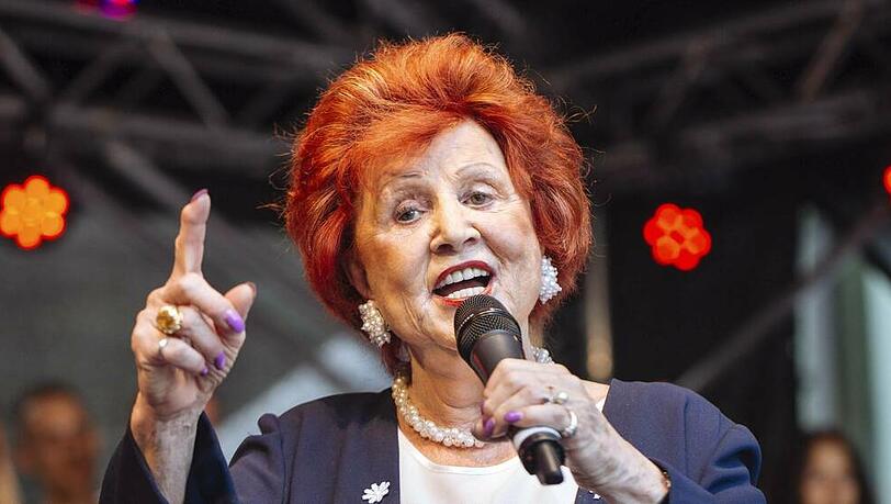 Marie-Luise Nikuta ist im Alter von 81 Jahren verstorben. Marie-Luise Nikuta ist im Alter von 81 Jahren verstorben.