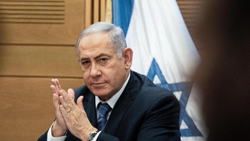 Benjamin Netanjahu hat einen Unterstützer mehr als sein oppositioneller Herausforderer Benny Gantz vom Mitte-Bündnis Blau-Weiß. Für eine Mehrheit in der Knesset reicht das aber nicht. Benjamin Netanjahu hat einen Unterstützer mehr als sein oppositioneller Herausforderer Benny Gantz vom Mitte-Bündnis Blau-Weiß. Für eine Mehrheit in der Knesset reicht das aber nicht.