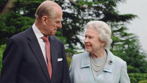 Prinz Philip und Queen Elizabeth II. kannten sich fast 82 Jahre lang. Ein Ex-Palastmitarbeiter spricht nun über deren Ehe. Prinz Philip und Queen Elizabeth II. kannten sich fast 82 Jahre lang. Ein Ex-Palastmitarbeiter spricht nun über deren Ehe.