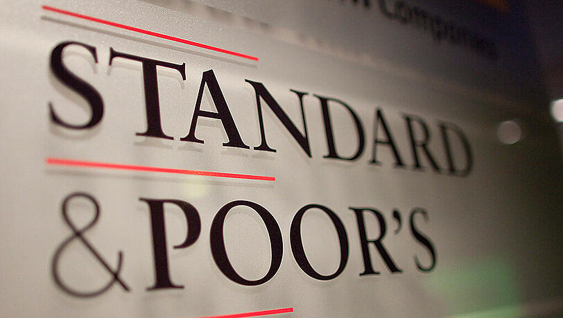 Derzeit bewertet S&P die Bonität Chinas Landes mit "AA-". Dies ist die viertbeste Note. Derzeit bewertet S&P die Bonität Chinas Landes mit "AA-". Dies ist die viertbeste Note.