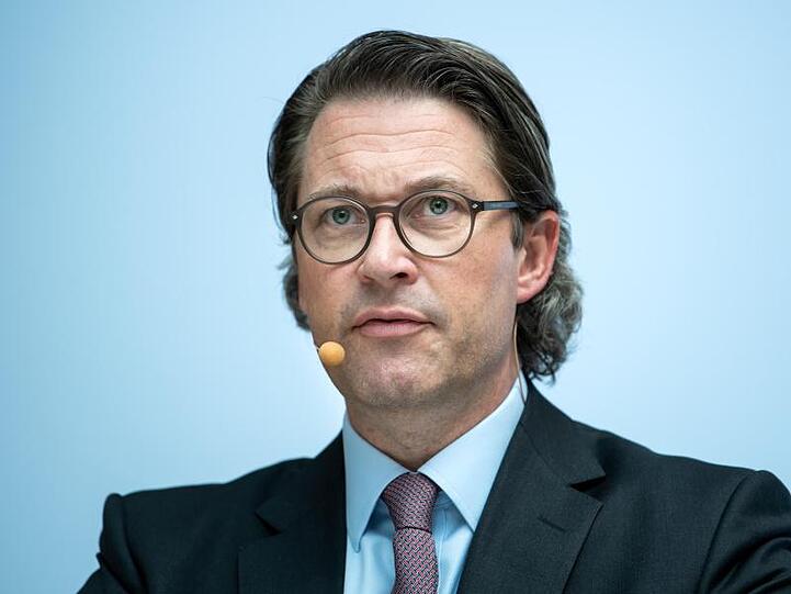 Das Bundesverkehrsministerium weist darauf hin, dass das im Fall Philipp Amthor in die Kritik geratene US-Unternehmen Augustus Intelligence vom Ministerium nicht finanziell unterstützt wird.