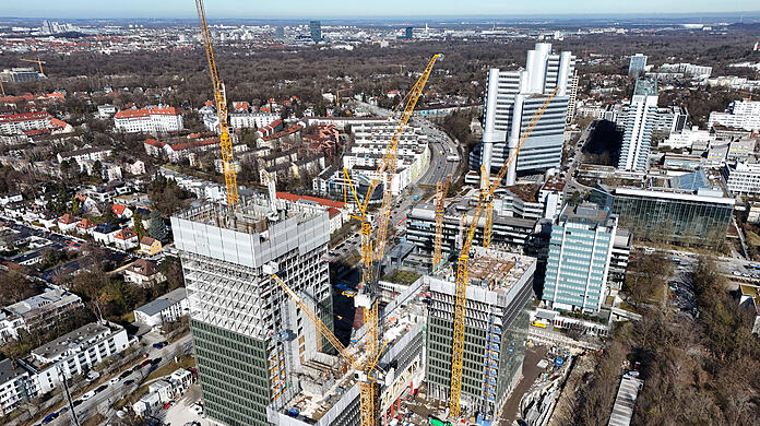 B&uuml;rogeb&auml;ude werden oft flott hochgezogen &ndash; wie die neue BVK-Zentrale im Bild (Bogenhausen). Doch im privaten Neubau herrscht in M&uuml;nchen Stillstand.