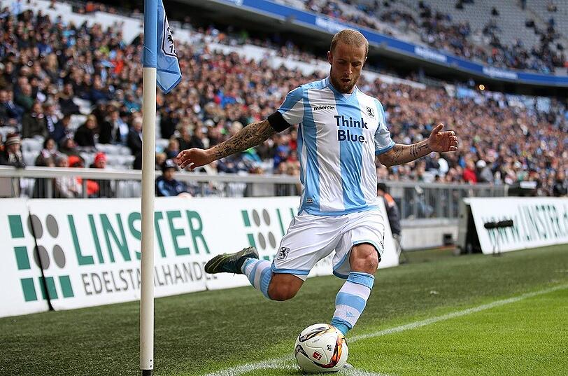 Tritt mit dem TSV 1860 zweimal in der Halle an den Ball: Löwen-Profi Daniel Adlung.