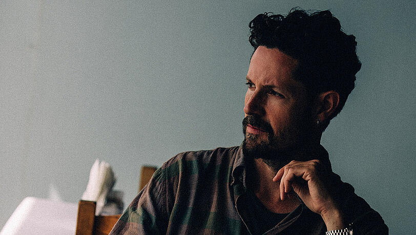 Max Herres neues Album "ATHEN" erscheint am 8. November Max Herres neues Album "ATHEN" erscheint am 8. November