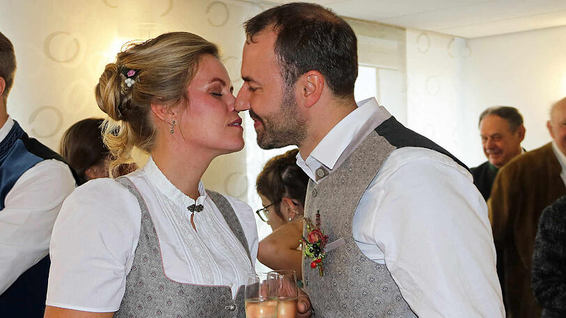 Christian und Barbara haben geheiratet! Die Bilder der standesamtlichen Trauung.