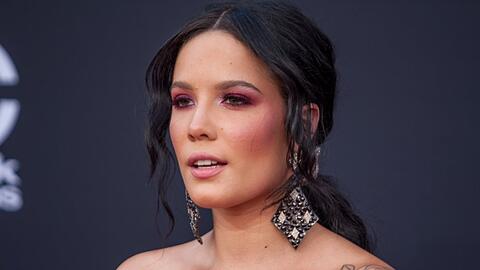 Jeder Trend kommt irgendwann wieder: Sängerin Halsey vor einigen Jahren mit dramatischem Make-up auf einer Veranstaltung.