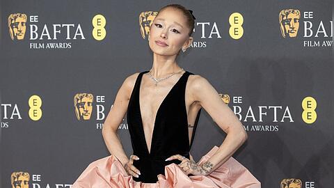 Sorgt mit ihrer Statur immer wieder f&uuml;r Spekulationen, jetzt g&ouml;nnt sich Ariana Grande eine Auszeit von der &Ouml;ffentlichkeit.