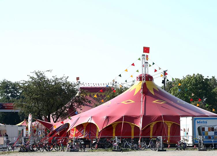 Bilder vom Lilalu im Olympiapark.