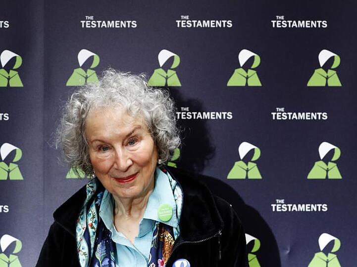 Die kanadische Autorin Margaret Atwood hat den Booker-Literaturpreis gewonnen.