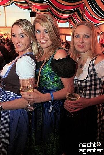 Dirndl, Lederhosen und viel Spaß: Die Party "Tracht und Pracht" am Samstag im Hippodrom auf der Theresienwiese. Mehr Bilder unter: www.nachtagenten.de.
