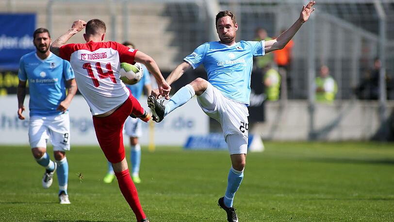Kam vom SSV Jahn Regensburg zum TSV 1860 zurück: Stürmer Markus Ziereis (re.).