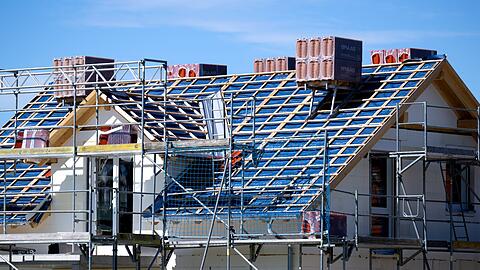 Im Wohnungsbau dürfte es bald wieder bergauf gehen (Archivbild).