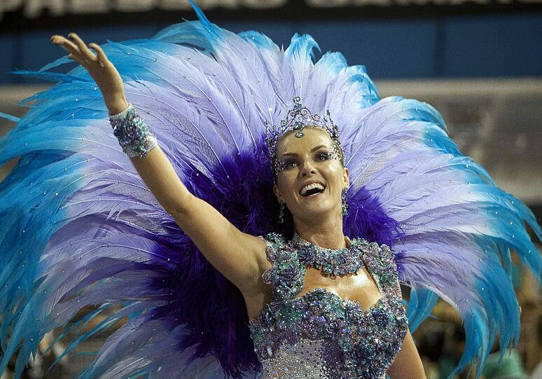 Bunt, sexy, fröhlich - Karneval in Brasilien