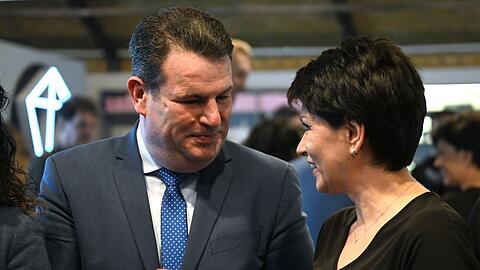 Der damalige Arbeitsminister Hubertus Heil (SPD) und sein "Job-Motor": Wie diese Ukrainerin sollten viele Flüchtlinge Arbeit bekommen. (Archivfoto vom Juni 2024)