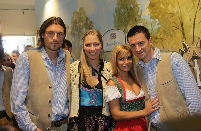 Djordje Rakic und Antonio Rukavina mit Frauen.