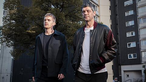 Die neuen "Tatort"-Kommissare f&uuml;r M&uuml;nchen: Kalli Hammermann (Ferdinand Hofer) und Nikola Buvak (Carlo Ljubek).