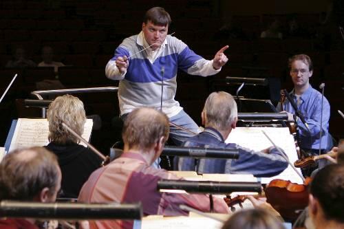 Christian Thielemann am Pult der Münchner Philharmoniker