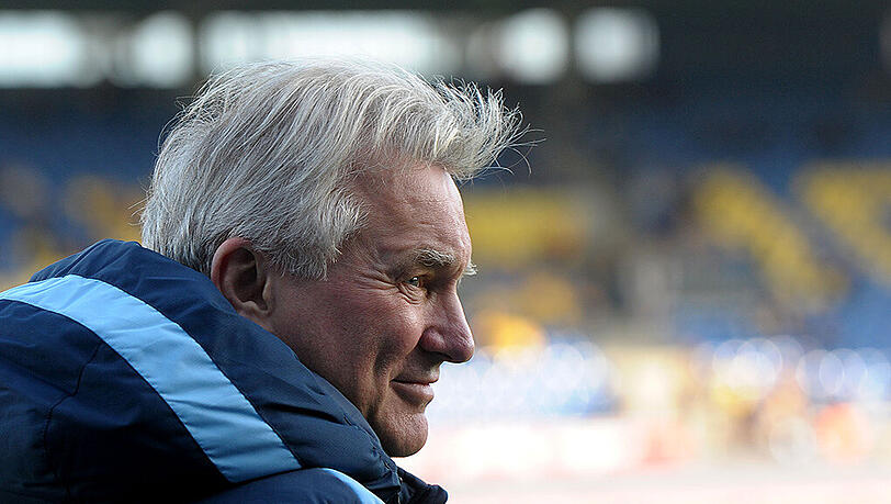 Löwen-Trainer Benno Möhlmann. Löwen-Trainer Benno Möhlmann.