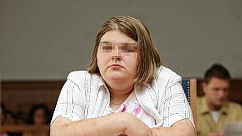Die Brandstifterin aus Liebe: Gestern wurde Anita P. zu einer Bewährungsstrafe verurteilt. Die Brandstifterin aus Liebe: Gestern wurde Anita P. zu einer Bewährungsstrafe verurteilt.