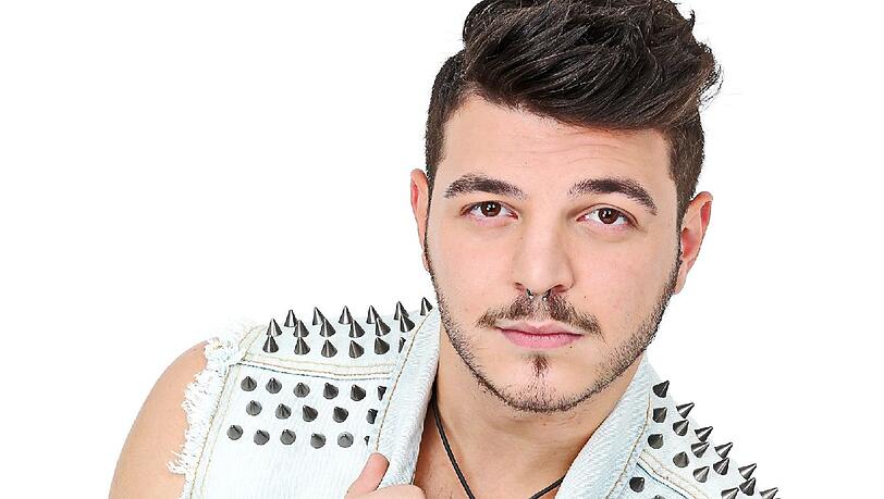 Alessandro Di Lella (21) Azubi Einzelhandelskaufmann aus Ludwigsburg Alessandro Di Lella (21) Azubi Einzelhandelskaufmann aus Ludwigsburg