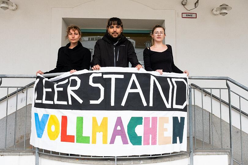 Wollten hier rein: Leonie Krüger, Joshua Neumann und Andrea Kramer vom Bündnis "Freiräumen".