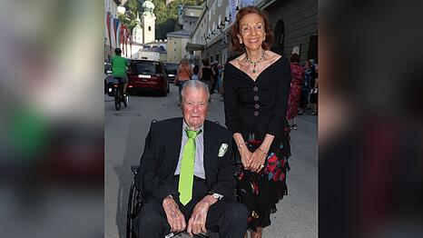 Toni Meggle im vergangenen Jahr mit seiner Ehefrau bei den Salzburger Festspielen.