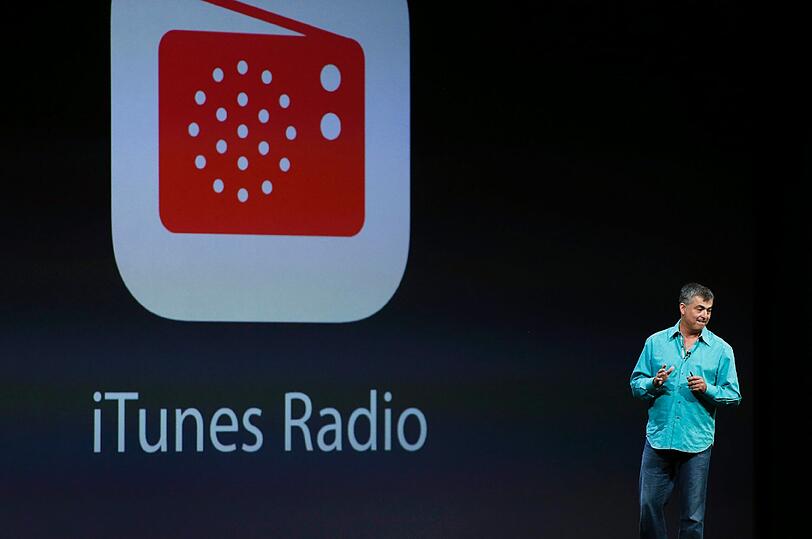 Personalisierte Musikstrecken und 200 Stationen bieten ebenfalls ab Herbst Apples neuer Streamingdienst iTunes Radio.