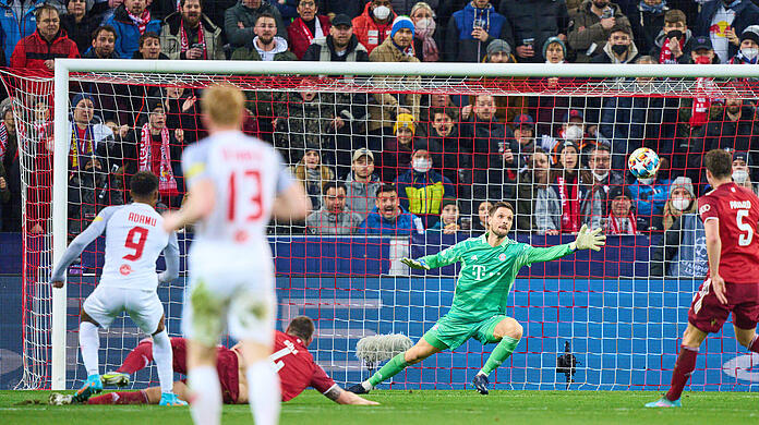 Sven Ulreich konnte auch in Salzburg nicht die Null halten, lieferte aber trotzdem eine starke Leistung.