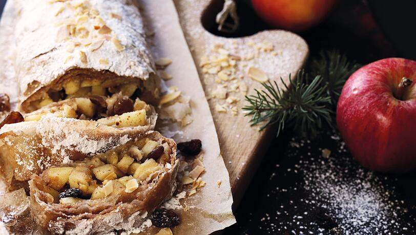 Dank eingelagerter Äpfel von der Streuobstwiese schmeckt der Strudel auch im Winter. Dank eingelagerter Äpfel von der Streuobstwiese schmeckt der Strudel auch im Winter.