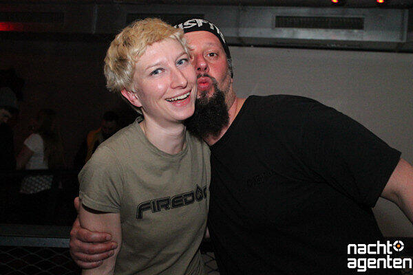 DOK.fest trifft Marry Klein im Harry Klein. Mehr Bilder unter: href="http://www.nachtagenten.de/event/21.03.2014/harry-klein/marry-klein-vibration.297024.html