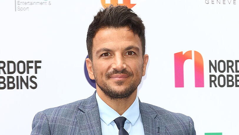 Peter André steht für die TV-Kochserie "Peter's Family Food Adventures" vor der Kamera Peter André steht für die TV-Kochserie "Peter's Family Food Adventures" vor der Kamera