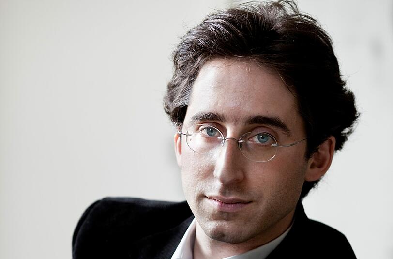 Daniel Grossmann leitet das Jewish Chamber Orchestra Munich