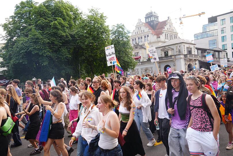 Teilnehmende an der CSD-Parade in München.