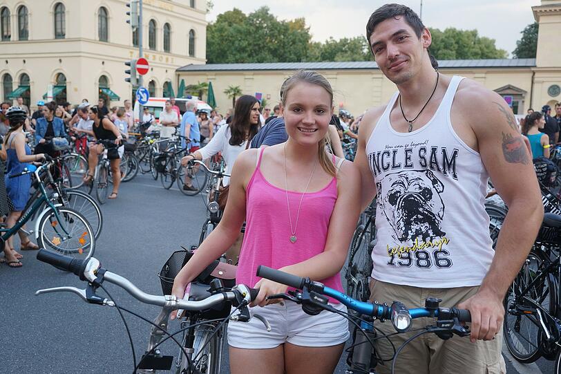 Tausende Münchner waren bei der sechsten Münchner Radlnacht dabei. Die Bilder.