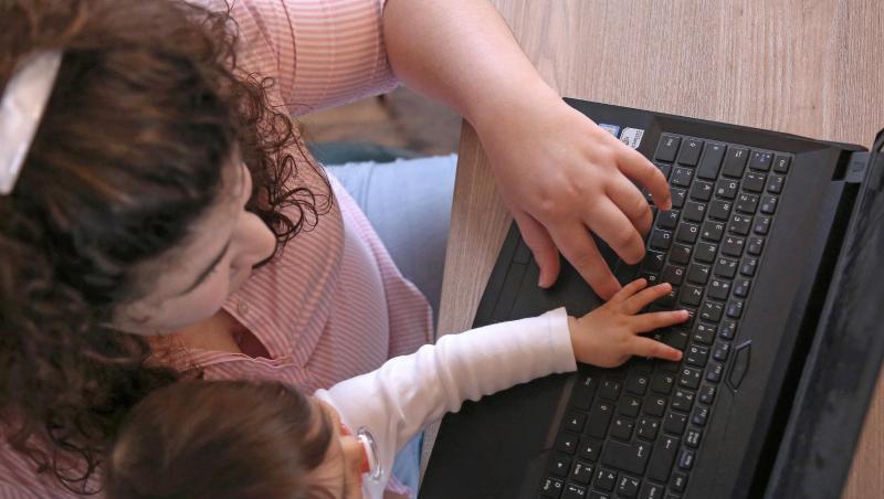 Bundesarbeitsminister Hubertus Heil (SPD) will mobiles Arbeiten etwa im Homeoffice erleichtern. Bundesarbeitsminister Hubertus Heil (SPD) will mobiles Arbeiten etwa im Homeoffice erleichtern.