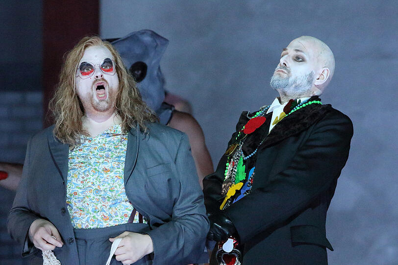Benjamin Bruns und Michael Nagy (rechts) in "Le Grand Macabre".