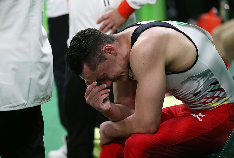 Trotz eines Kreuzbandrisses hat Andreas Toba weitergeturnt. Die Bilder aus Rio.