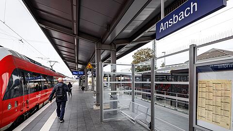 Das Verkehrsb&uuml;ndnis Allianz pro Schiene e.V. hat den Bahnhof Ansbach zum Bahnhof des Jahres 2026 gek&uuml;rt.