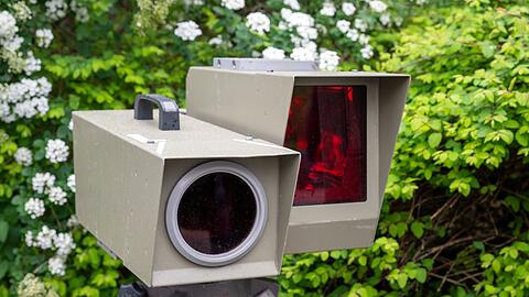 Tempos&uuml;nder sollen am Blitzmarathon in Bayern ausgebremst werden. (Archivbild)