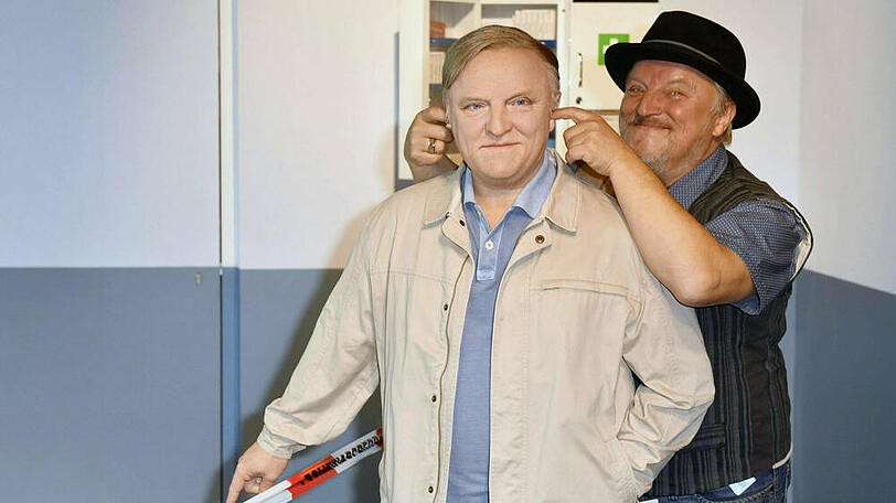 Axel Prahl (r.) hat mit "Tatort"-Figur Frank Thiel seine eigene Wachsfigur bei Madame Tussauds in Berlin
