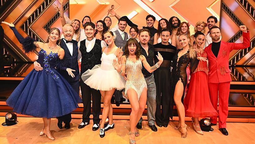 Das "Let's Dance"-Team wird erst am Sonntag auf das Tanzparkett treten. Das "Let's Dance"-Team wird erst am Sonntag auf das Tanzparkett treten.