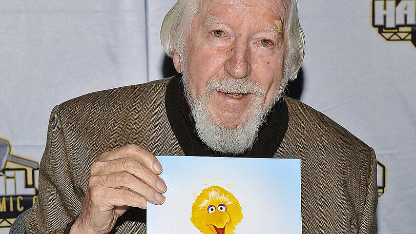 Caroll Spinney spielt den gelben Vogel Bibo in der "Sesamstraße"