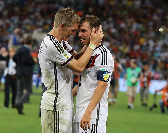 Seit 2010 ist Philipp Lahm Kapitän der Nationalmannschaft, vier Jahre später führt er sie zum WM-Titel in Brasilien. Das Finale gegen Argentinien war Lahms 113. Länderspiel. Es sollte sein letztes sein.